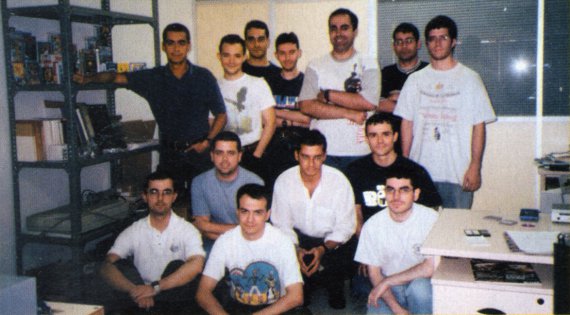 Alberto and his team in 2001